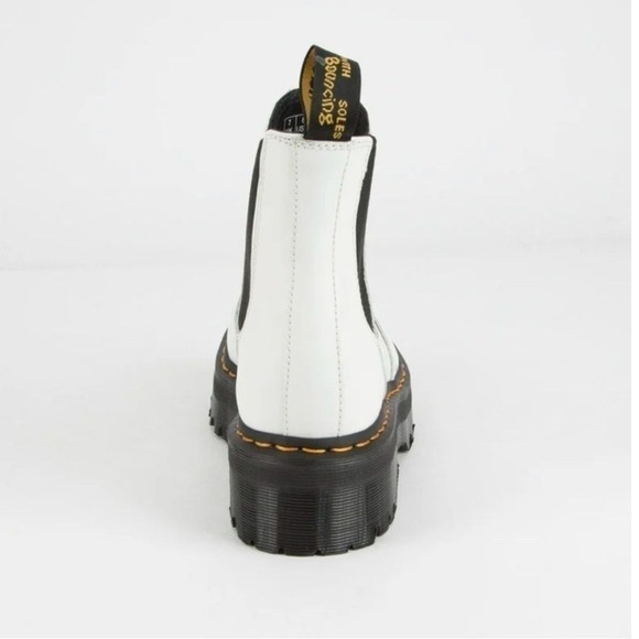 Dr. Martens 2976 Quad Chelsea Boots Womens Size 8 White Platform Festival NIB - Picture 6 of 12